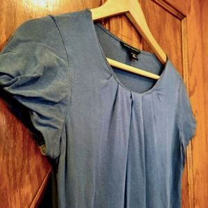 Banana Republic Puffed Short Sleeve Top Stretch